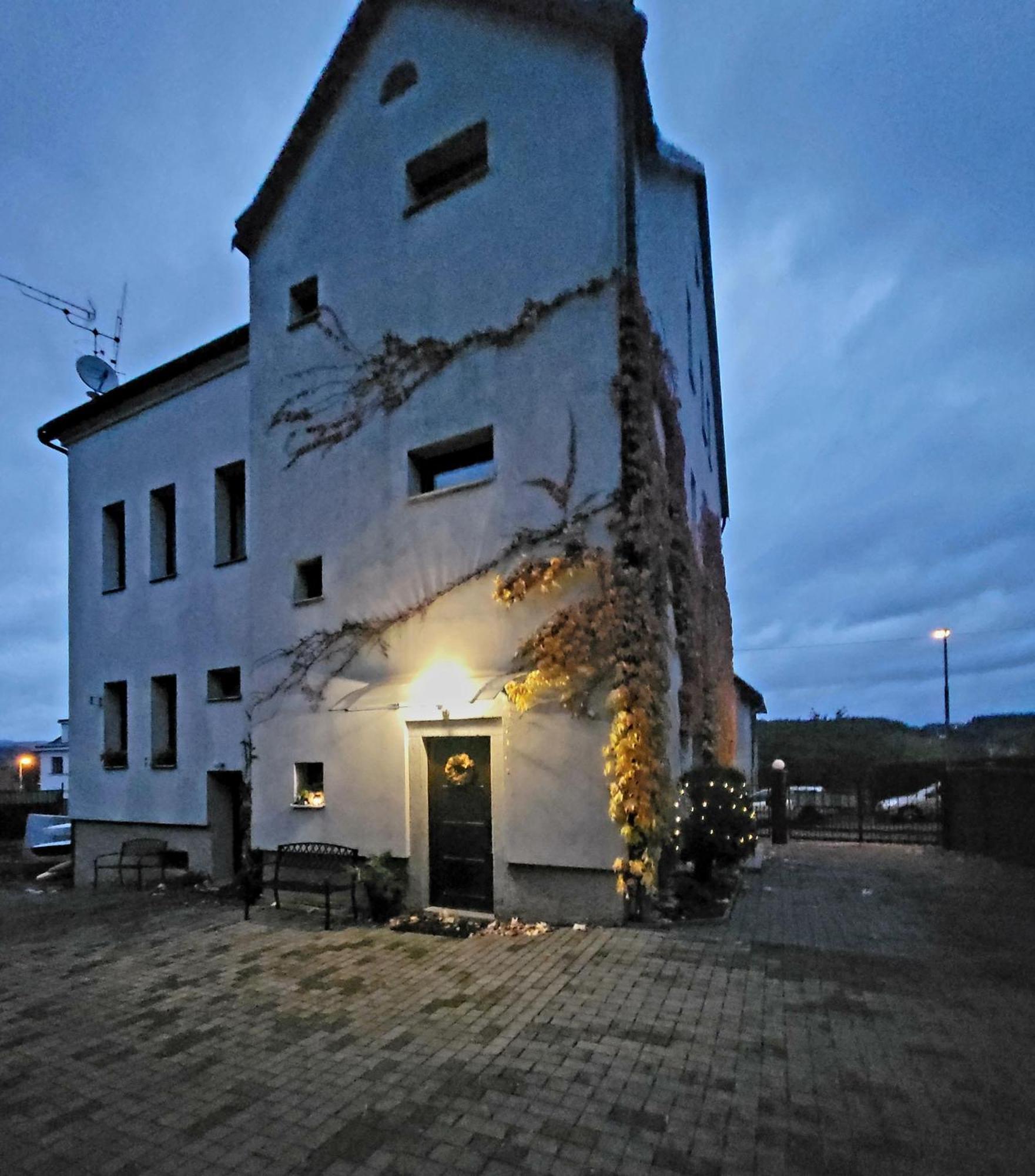 Penzion Bazalka Jablonec nad Nisou Extérieur photo